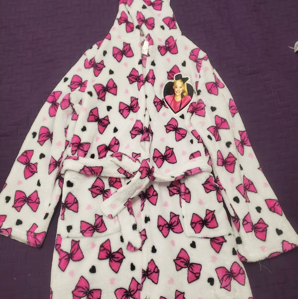 Jojo Siwa hooded robe